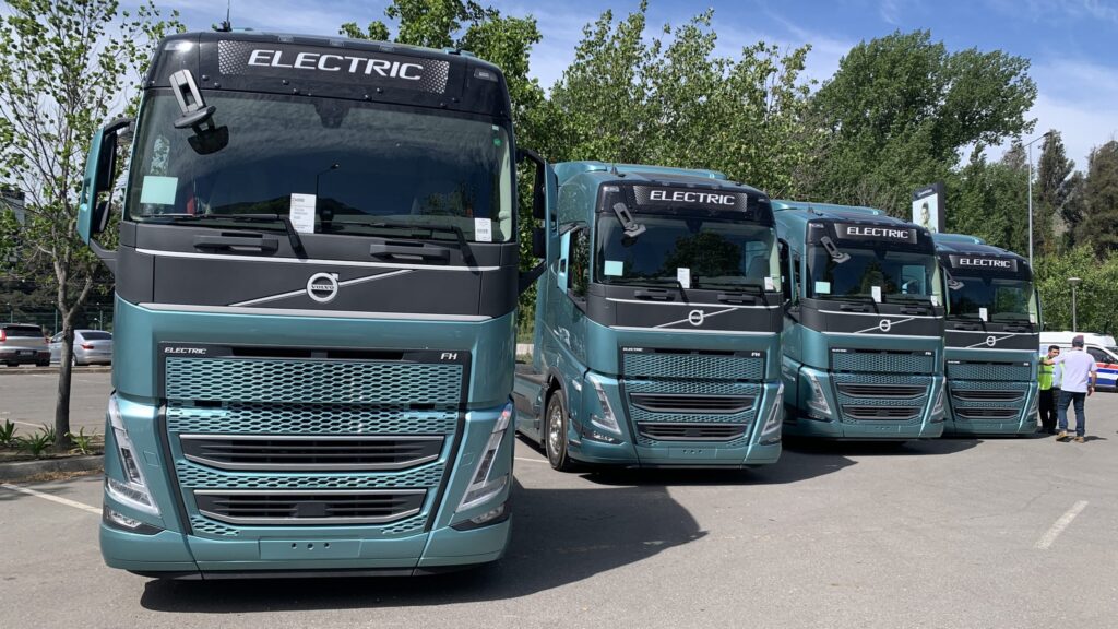 chile-reforca-sua-lideranca-em-eletromobilidade-com-nova-unidade-eletrica-de-transporte-pesado-da-elb