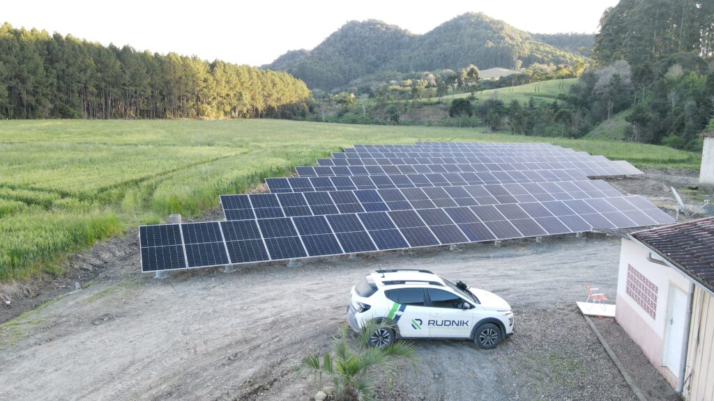 rudnik-solar-inaugura-usina-de-75-kw-em-santa-terezinha,-santa-catarina