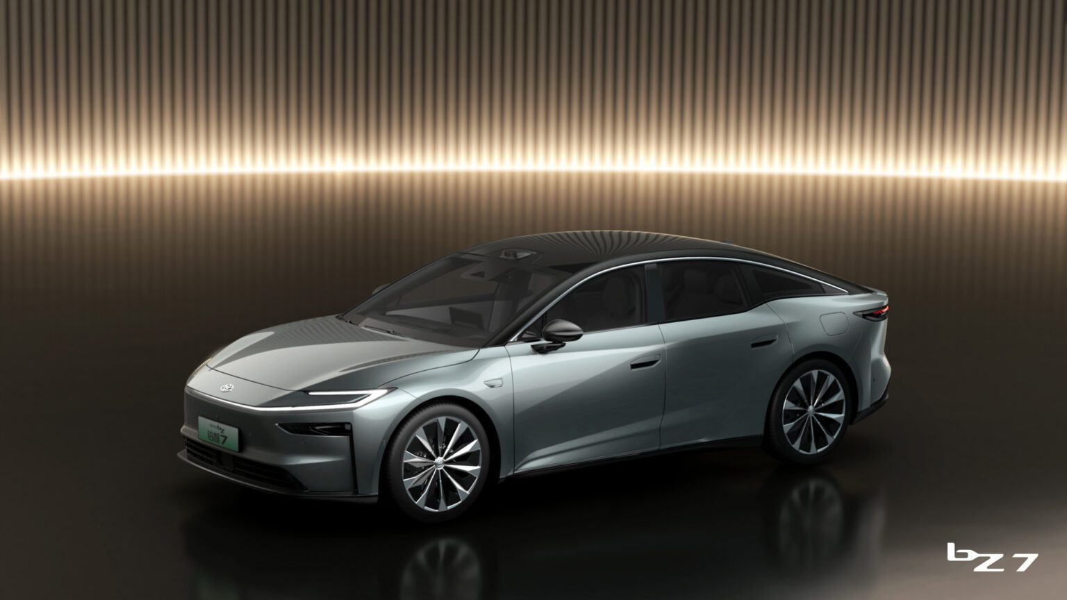 toyota-apresenta-o-bz7:-um-seda-eletrico-com-autonomia-de-ate-710-km