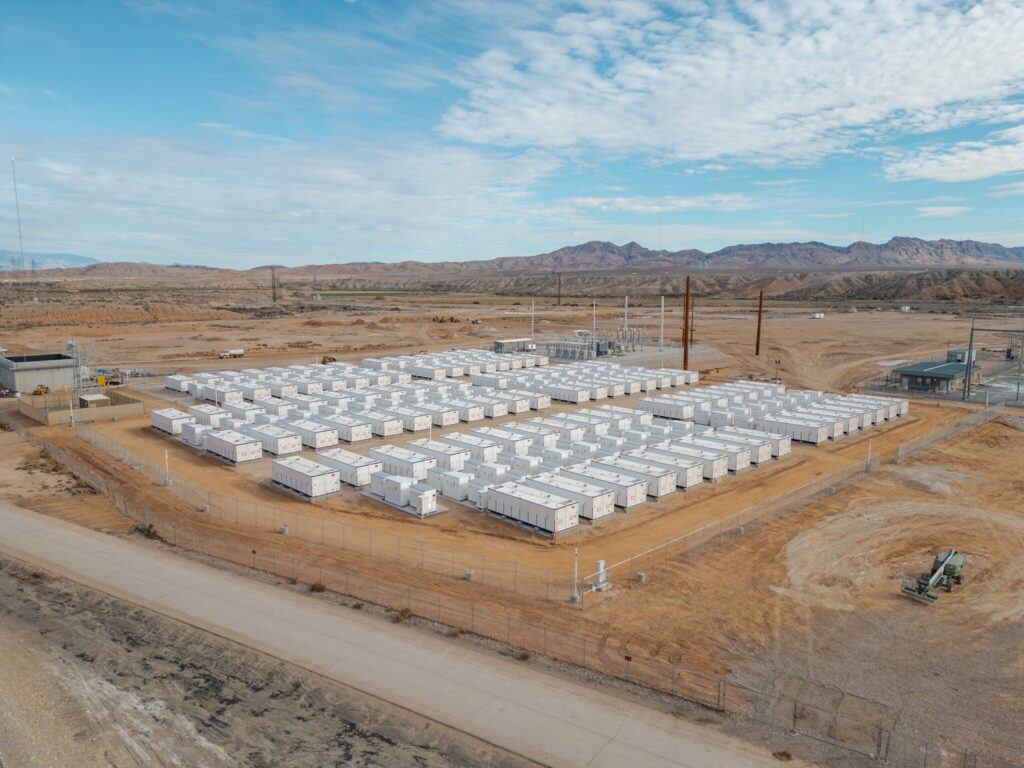 retrospectiva-2025:-o-vai-e-vem-da-regulacao-e-do-leilao-de-armazenamento