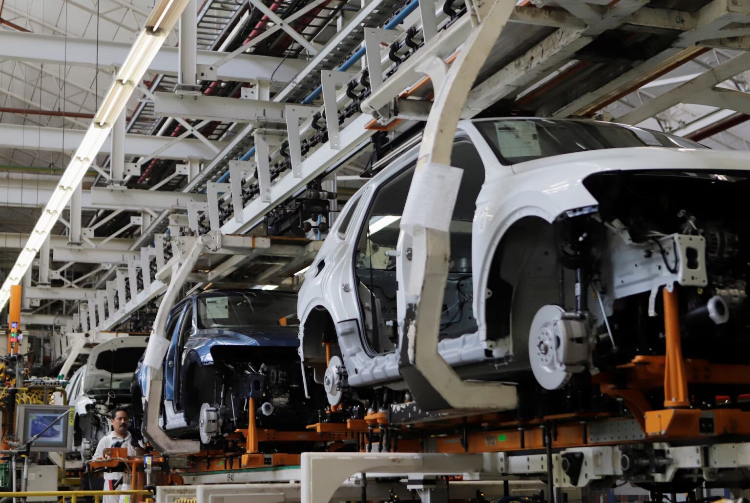mexico:-industria-automotiva-encerra-2025-com-producao-de-3,95-milhoes-de-veiculos-e-exportacoes-de-3,38-milhoes