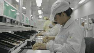 hexing-preve-fabrica-de-bess-no-brasil-ate-2027