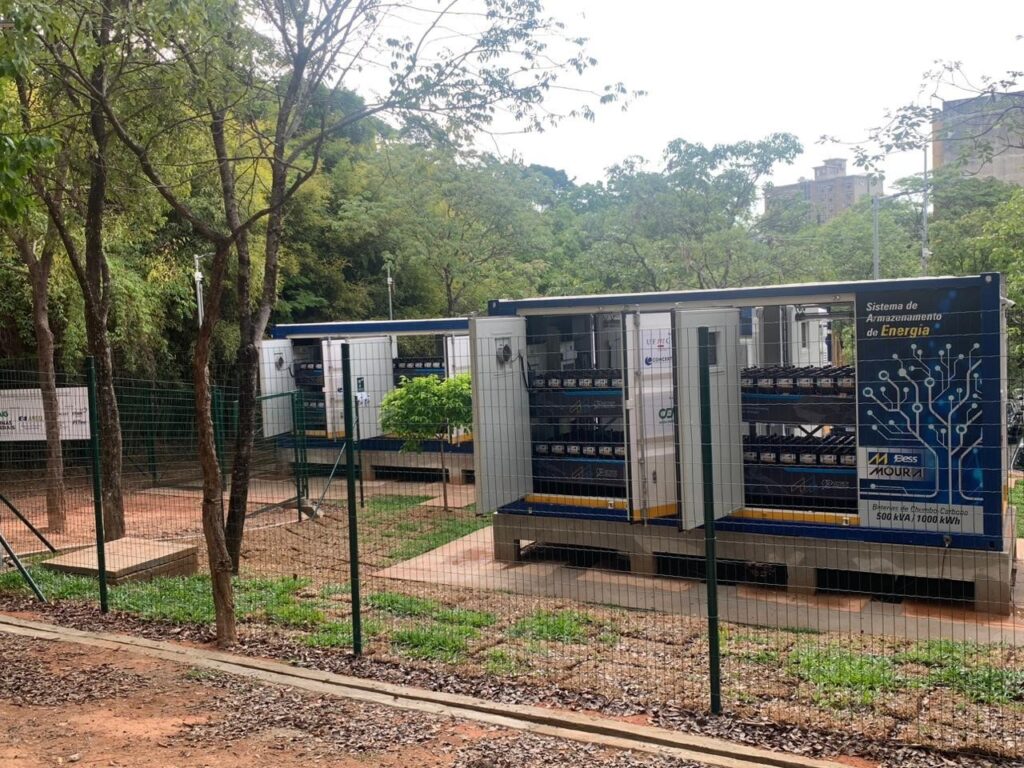 estudo-analisa-viabilidade-de-tres-estrategias-para-implantacao-de-bess-no-brasil