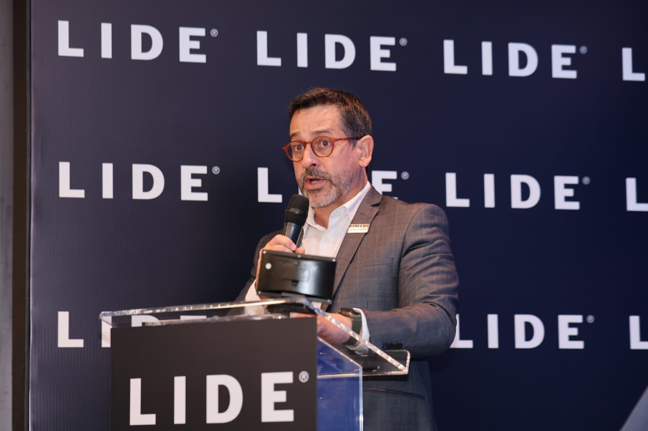 “mobilidade-eletrica-nao-e-sobre-carro-eletrico”,-afirma-ceo da-zletric-em-evento-nacional-com-liderancas-politicas