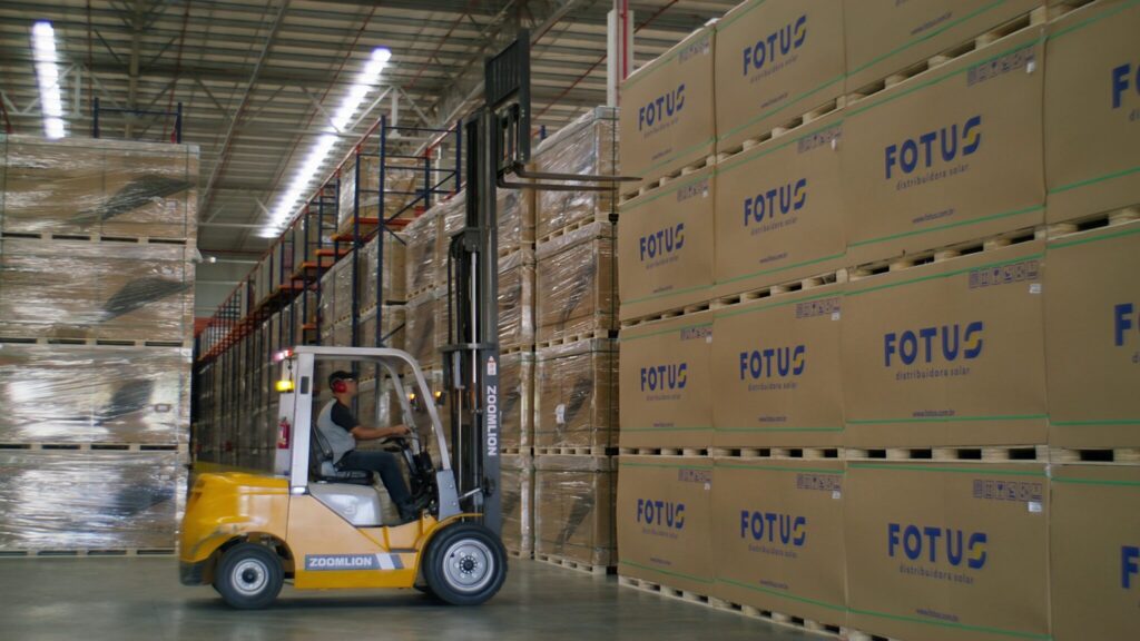 armazenamento-e-monitoramento-inteligente-ampliam-papel-da-energia-solar-no-brasil,-avalia-fotus