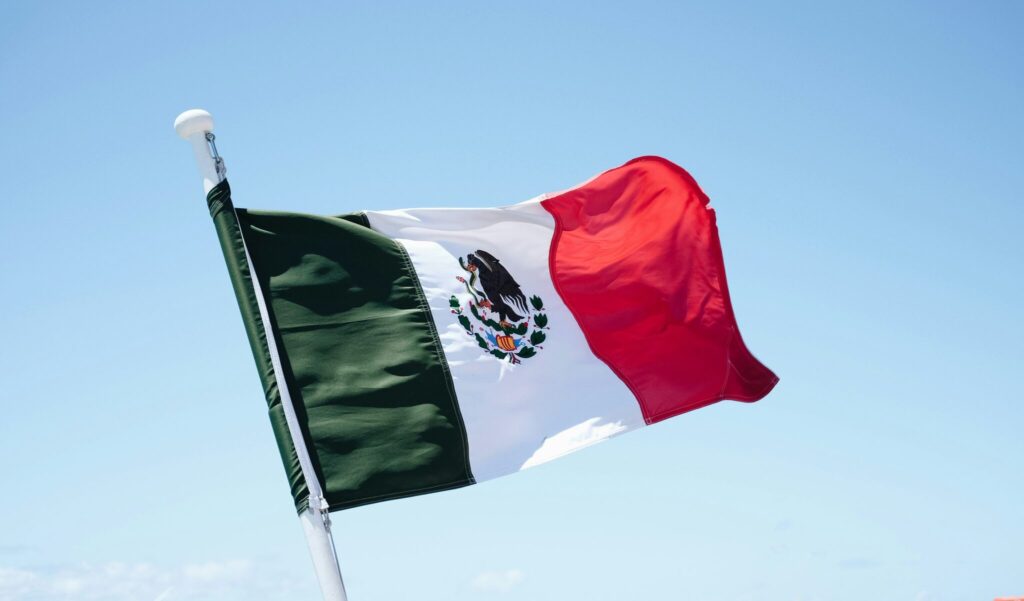 mexico-revisa-regras-de-geracao-distribuida-e-incorpora-armazenamento-de-energia