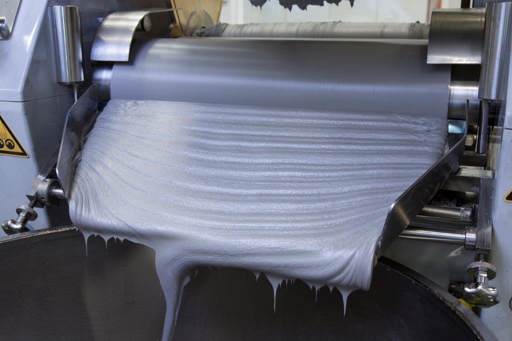 a-demanda-por-prata-da-industria-fotovoltaica-devera-cair-19%-este-ano