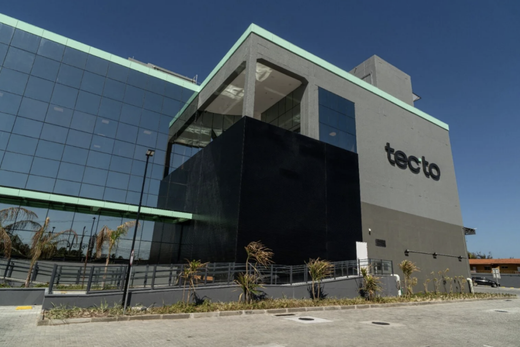 ceara-cria-hub-de-data-centers-ancorado-em-energias-renovaveis-e-cabos-submarinos