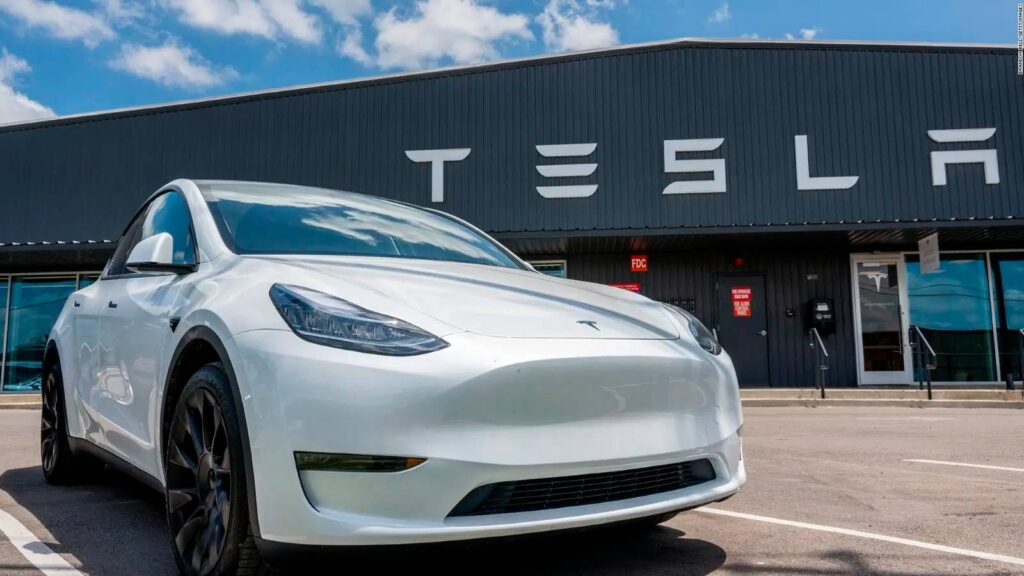 setor-automotivo-da-colombia-acelera-sua-transformacao:-eletricos-crescem-mais-de-300%-e-tesla-ja-e-a-terceira-marca-mais-vendida-do-pais