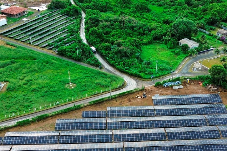 neoenergia-conclui-primeira-fase-do-projeto-noronha-verde-no-brasil,-que-recebera-r$-350-milhoes