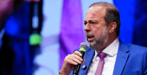 governo-acelera-fase-final-do-primeiro-leilao-de-baterias-do-pais