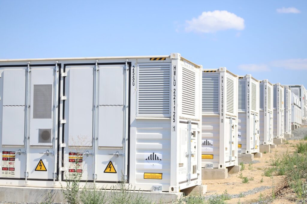 bess:-conheca-os-componentes-que-fazem-o-armazenamento-de-energia-funcionar