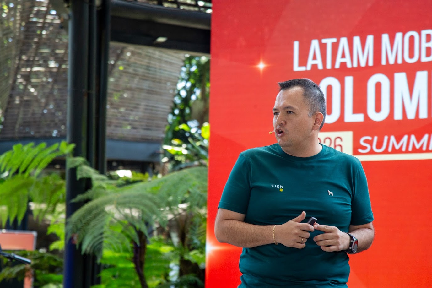 cien-by-internacional-de-electricos-apresenta-rede-de-carregamento-para-transformar-a-experiencia-do-usuario