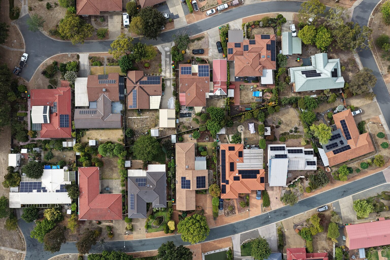 excesso-de-geracao-solar-e-oferecido-de-graca-na-australia