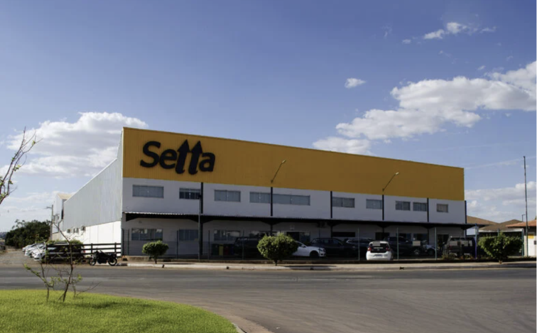 grupo-setta-lanca-solucoes-bess-para-gestao-de-energia-em-aplicacoes-comerciais-e-industriais