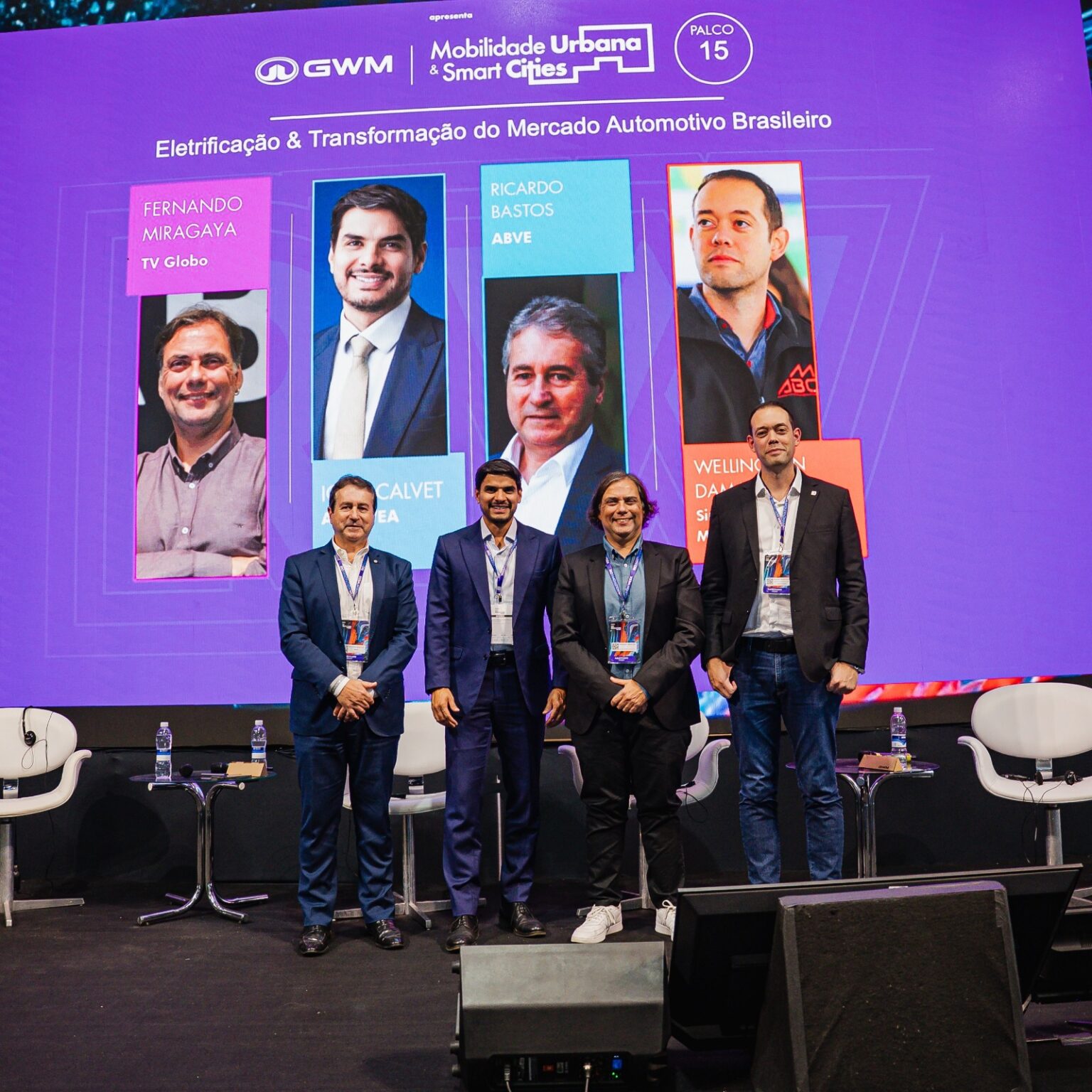 painel-no-rio-innovation-week-destaca-eletrificacao,-inovacao-e-multiplas-tecnologias