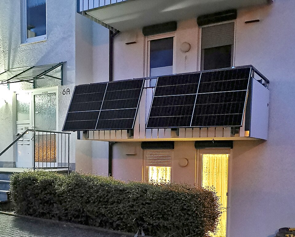 garantindo-a-seguranca-da-energia-solar-plug-in