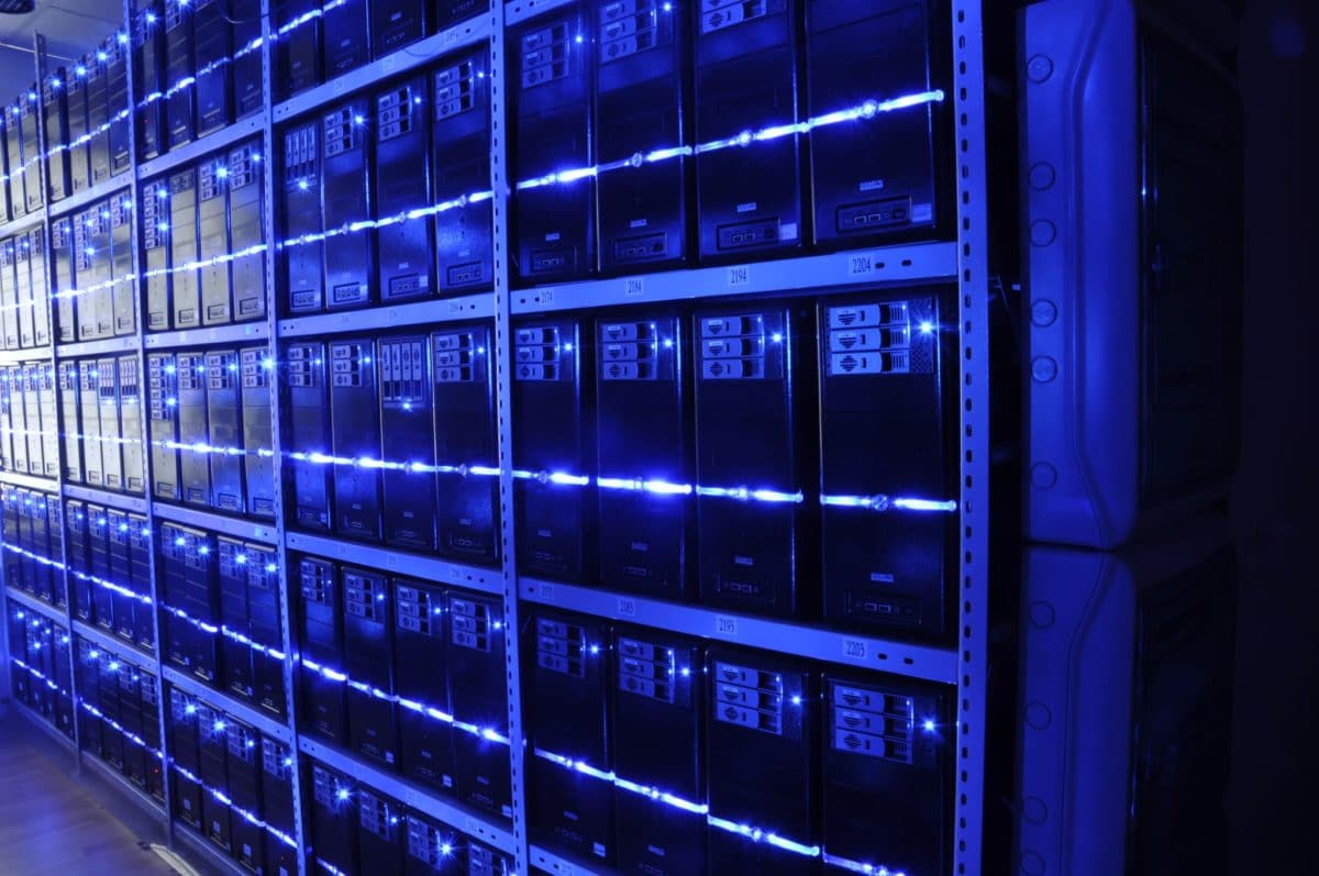 senado-aprova-redata-e-vincula-incentivos-para-data-centers-ao-uso-de-energia-renovavel