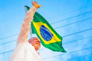 reeleito,-lula-quer-atrair-data-centers-ao-brasil-com-potencial-de-energia-renovavel